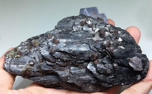 鎢礦風(fēng)口正盛！鑫海礦業(yè)一體化方案打造海外鎢礦項(xiàng)目